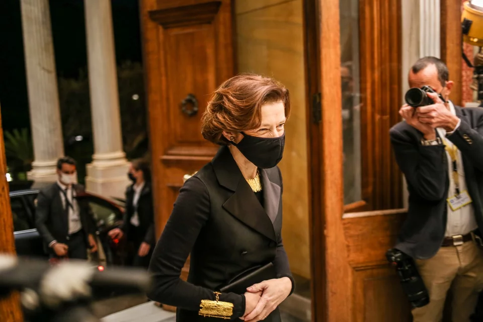 Η υπουργός Αμυνας της Γαλλίας, Φλοράνς Παρλί προσέρχεται στο Προεδρικό μέγαρο