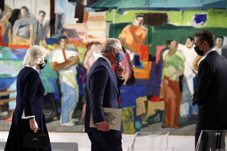 Πρίγκιπας Κάρολος και δούκισσα Καμίλα με τον Κυριάκο Μητσοτάκη στην Εθνική Πινακοθήκη