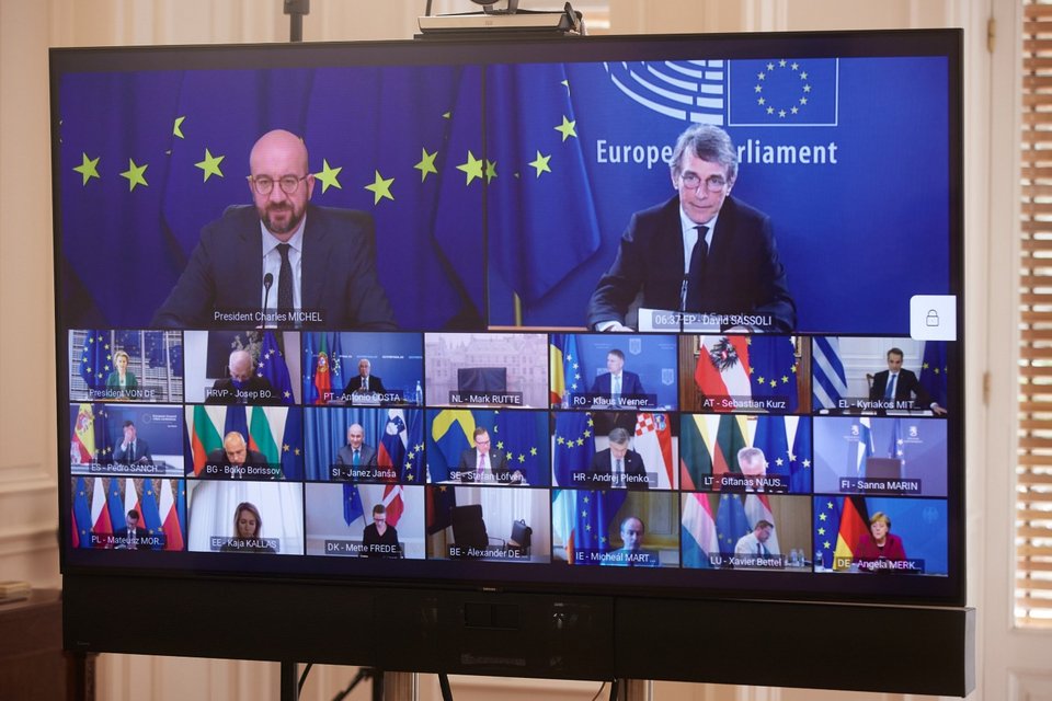 Ο Κυριάκος Μητσοτάκης στην τηλεδιάσκεψη του Ευρωπαϊκού Συμβουλίου -Φωτογραφία: ΓτΠ ΠΑΠΑΜΗΤΣΟΣ ΔΗΜΗΤΡΗΣ