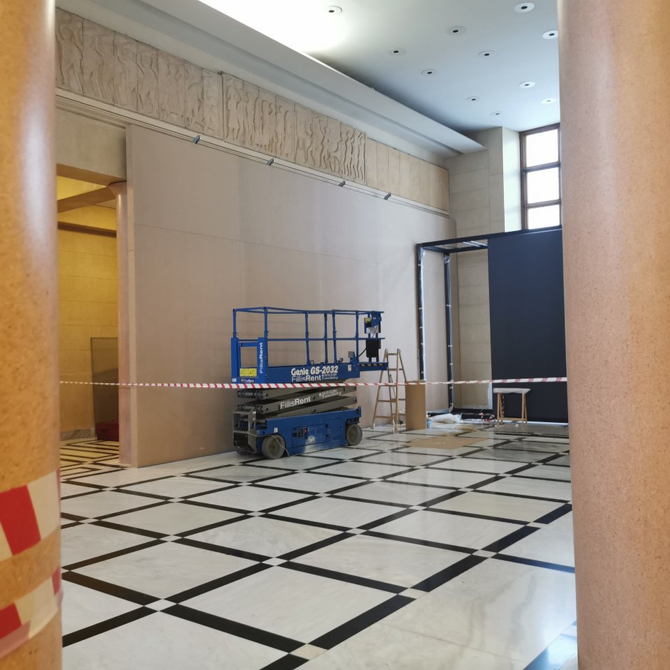 Η Βουλή ετοιμάζεται να υποδεχθεί την ταπισερί της «Σχολής των Αθηνών»
