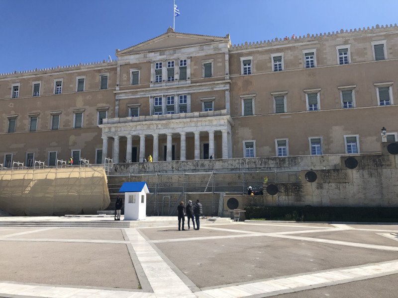 Εργασίες συντήρησης στο μνημείο του ΑΓνώστου στρατιώτη