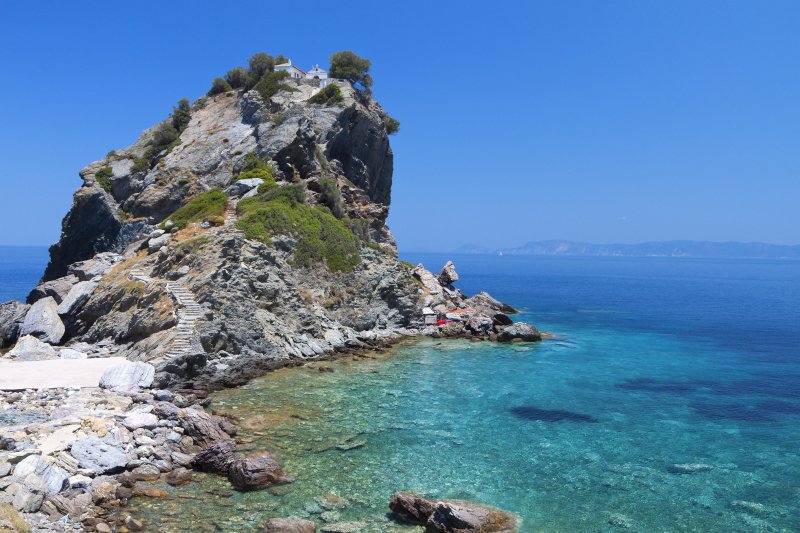 βραχος εκκλησια