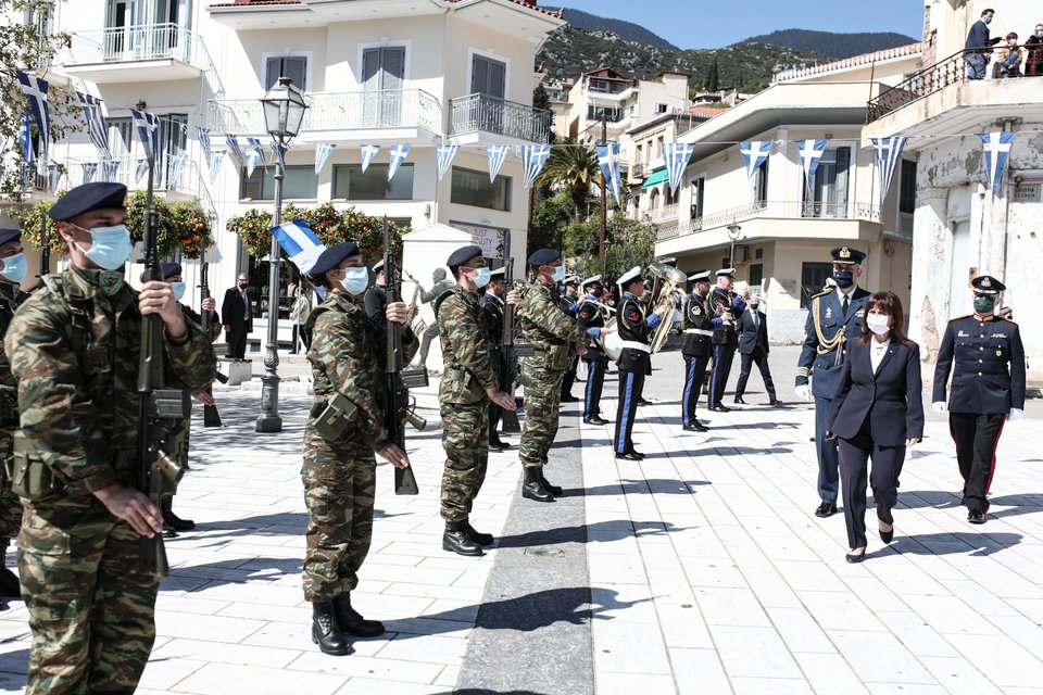 H Κατερίνα Σακελλαροπούλου στην Αμφισσα / Φωτογραφία: Intime news