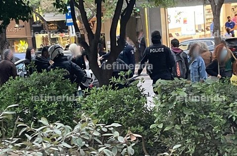 Ελεγχοι και πρόστιμα στο Κολωνάκι / Φωτογραφία: iefimerida.gr
