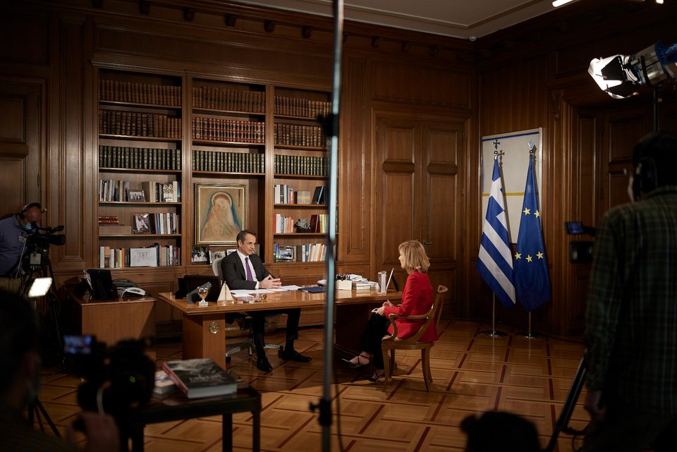 Ο Κυριάκος Μητσοτάκης δίνει συνέντευξη στη Μάρα Ζαχαρέα και στο κεντρικό δελτίο ειδήσεων του Star Φωτογραφία: ΓτΠ-ΠΑΠΑΜΗΤΣΟΣ ΔΗΜΗΤΡΗΣ