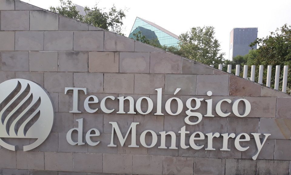 Το Tecnólogico de Monterrey το οποίο διαθέτει περισσότερα από 36 campuses σε ολόκληρο το Μεξικό.