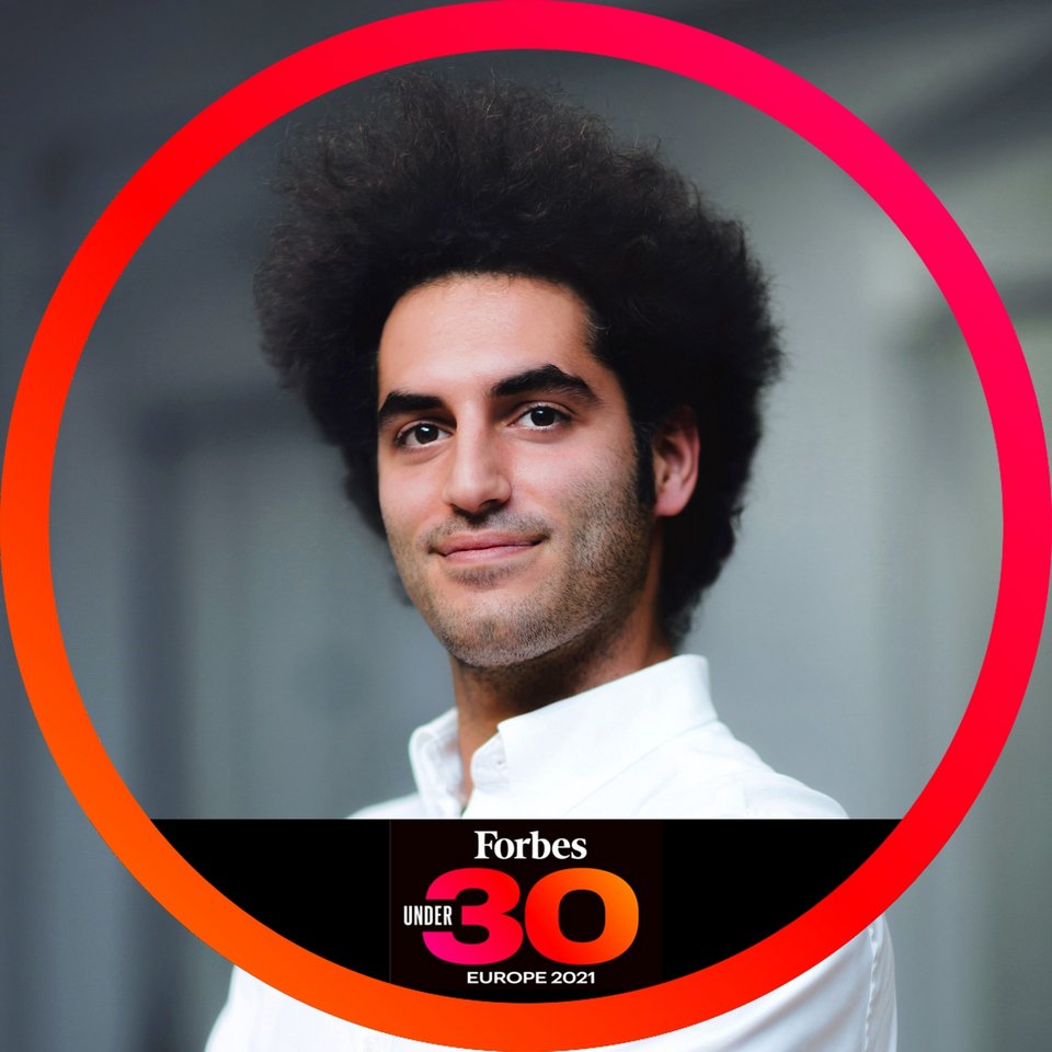 O Γιάννης Ασσαέλ στη λίστα του Forbes