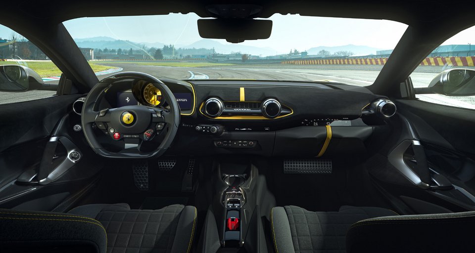 Ferrari 812 Competizione