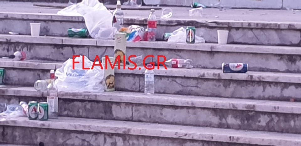 O κόσμος που μετείχε στο κορωνοπάρτι άφησε στοίβες σκουπίδια πίσω του