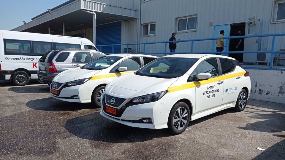 Nissan LEAF