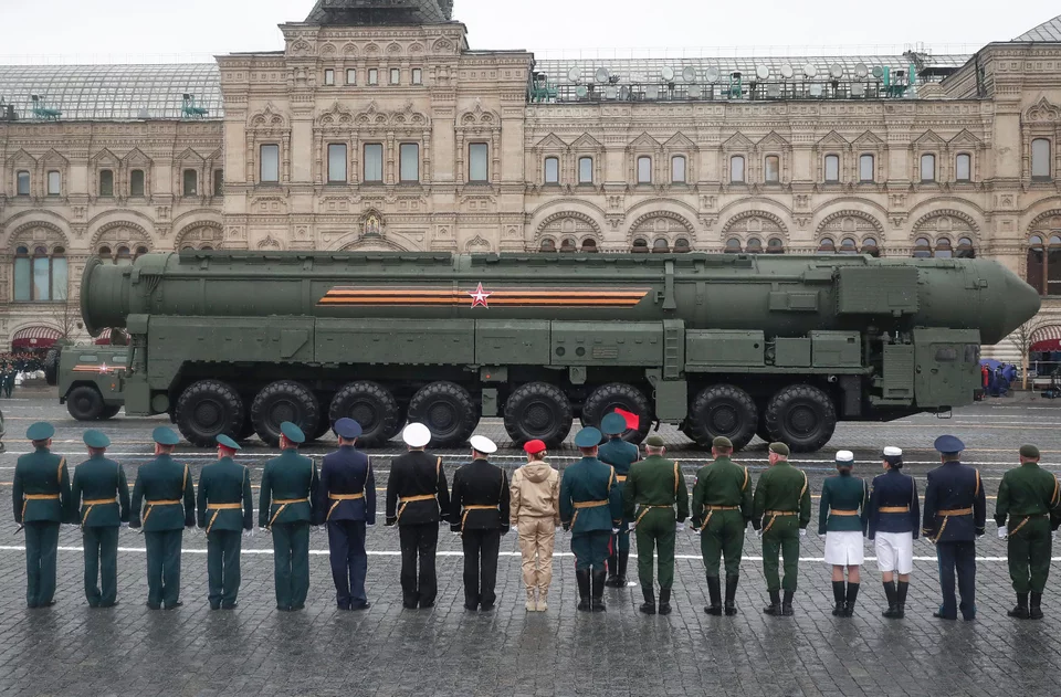 Ρωσικός βαλλιστικός πύραυλος RS-24 Yars στην παρέλαση στην Κόκκινη Πλατεία 
