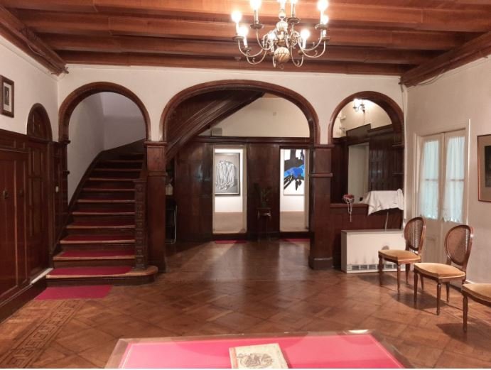 Σήμερα στο Μουσείο στεγάζεται η Πινακοθήκη του Δήμου Ζωγράφου