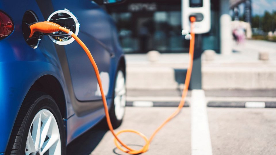 charging electric car