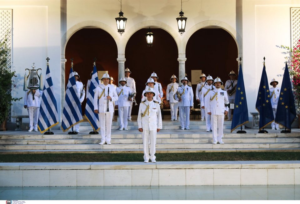 Δείπνο στο προεδρικό για τους ηγέτες της ΕΕ
