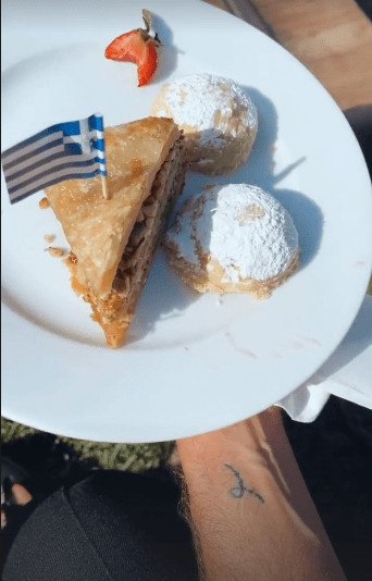 ελληνικό Πάσχα για τη Χάιντι Κλουμ