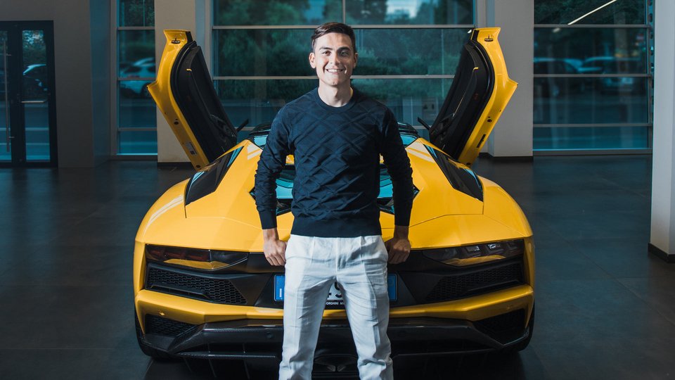 Dybala Lamborghini