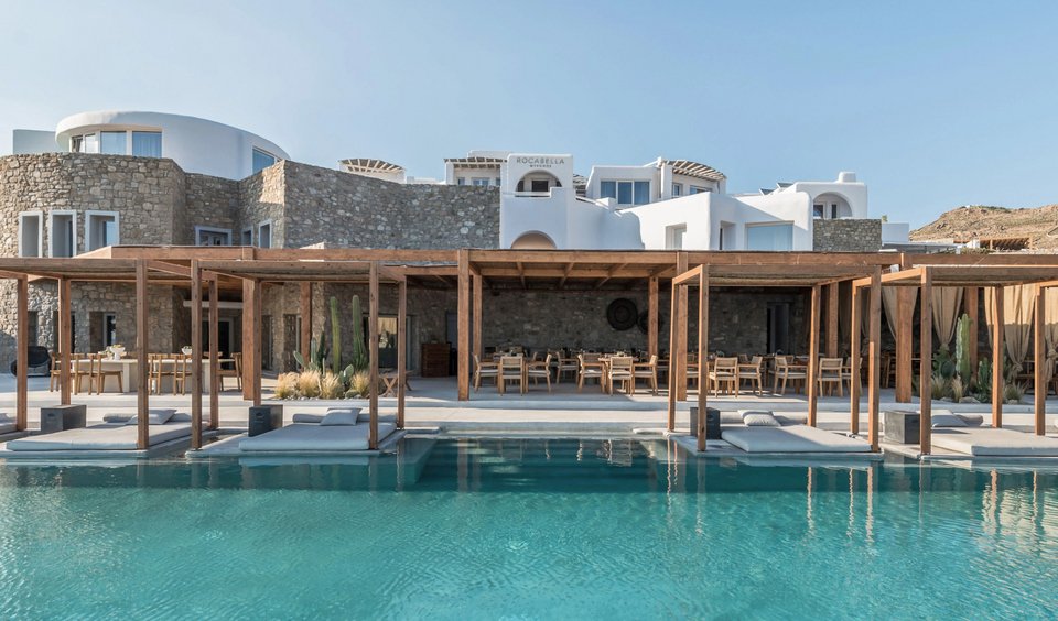 Η πισίνα υπερχείλισης στο Rocabella Mykonos Hotel