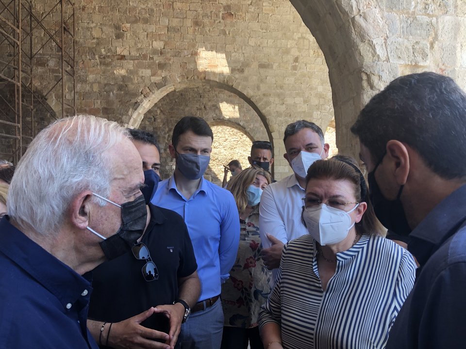 Λίνα Μενδώνη