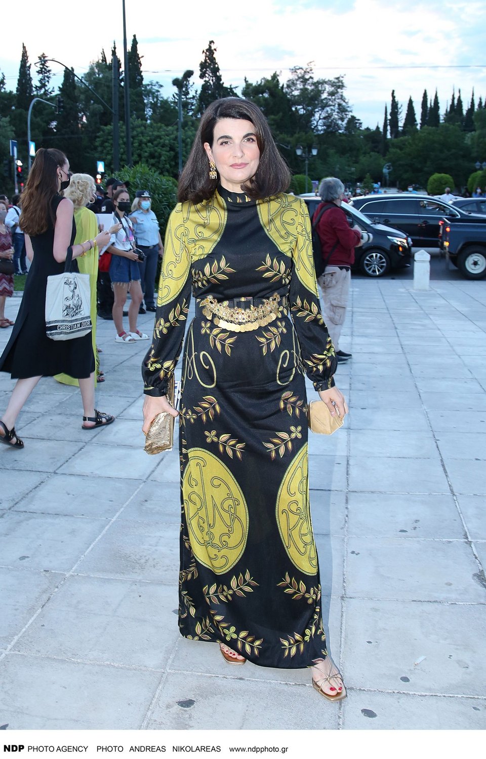 Η ενδυματολόγος και σκηνογράφος, Εύα Νάθενα