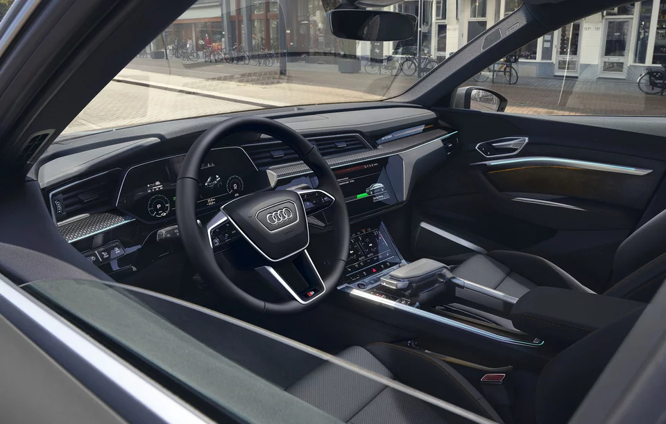 Audi e-tron