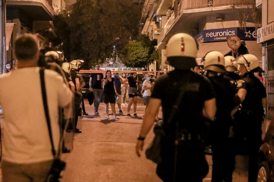 βιασμός Πετράλωνα αστυνομία
