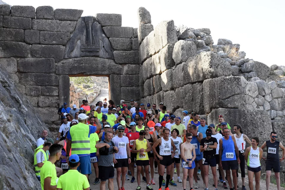 Δεκάδες δρομείς στις Μυκήνες