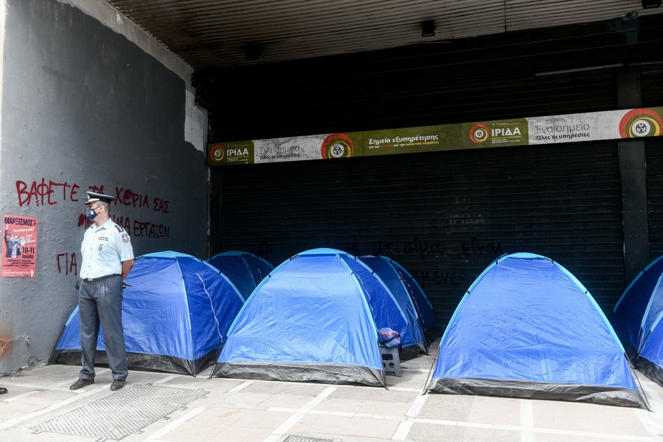 Σε απεργιακό κλοιό η χώρα για το νέο εργασιακό