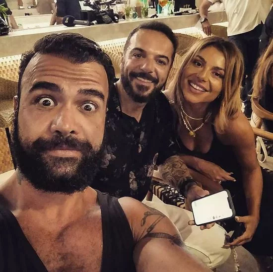 Τριαντάφυλλος γενέθλια Ελευθερία Ελευθερίου Περικλής Κονδυλάτος