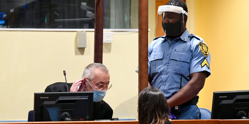 Ο πρώην αναπληρωτής της υπηρεσίας εσωτερικής ασφάλειας της Σερβίας επί Μιλόσεβιτς, Φράνκο Σιμάτοβιτς / Φωτογραφία: AP Photos