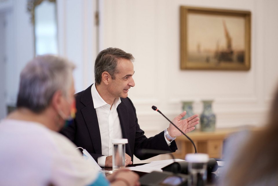 Μητσοτάκης συνάντηση με Επιτροπή για ΛΟΑΤΚΙ