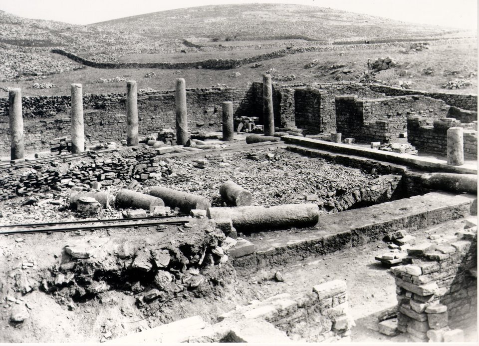 Η Παλαίστρα το 1912 κατά τις ανασκαφές της Γαλλικής Αρχαιολογικής Εταιρείας / Εφορεία Αρχαιοτήτων Κυκλάδων