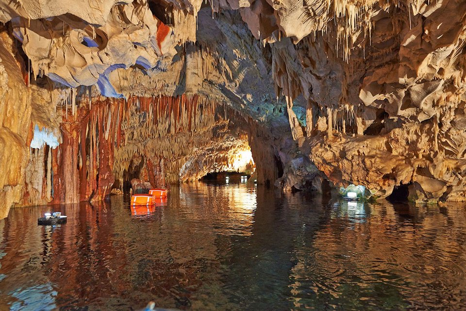 Φωτογραφία: diros-caves