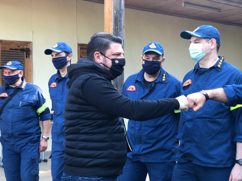 νικος χαρδαλιας
