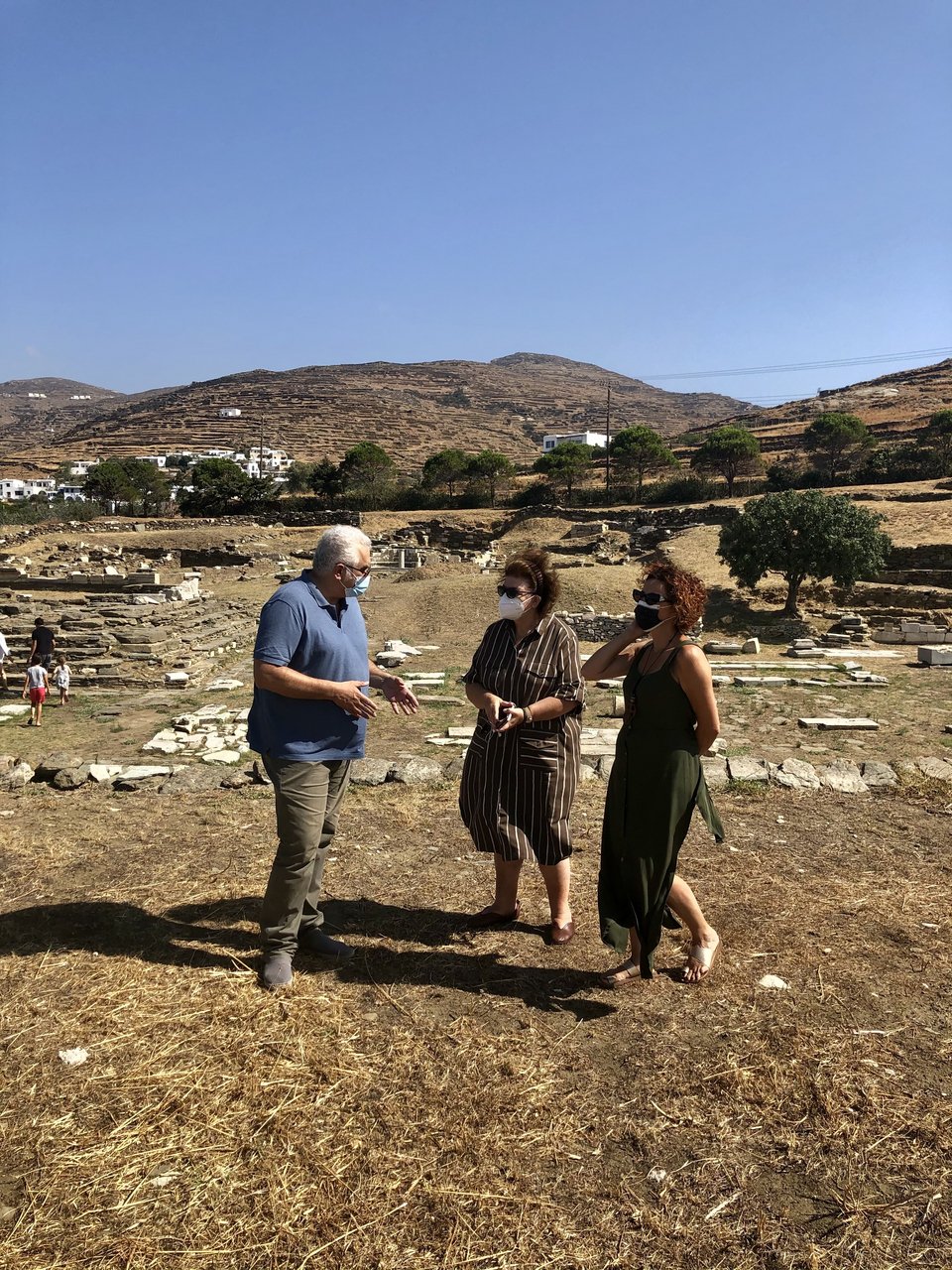 μενδωνη