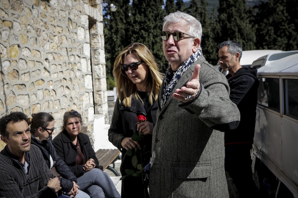 Ο Πέτρος Φιλιππίδης και η συζυγός του (EUROKINISSI/ΓΙΑΝΝΗΣ ΠΑΝΑΓΟΠΟΥΛΟΣ)