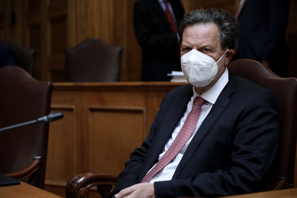 Ο Θεόδωρος Σκυλακάκης στη συνεδρίαση της Επιτροπής Οικονομικών Υποθέσεων / Φωτογραφία: Ευρωκίνηση-ΣΩΤΗΡΗΣ ΔΗΜΗΤΡΟΠΟΥΛΟΣ