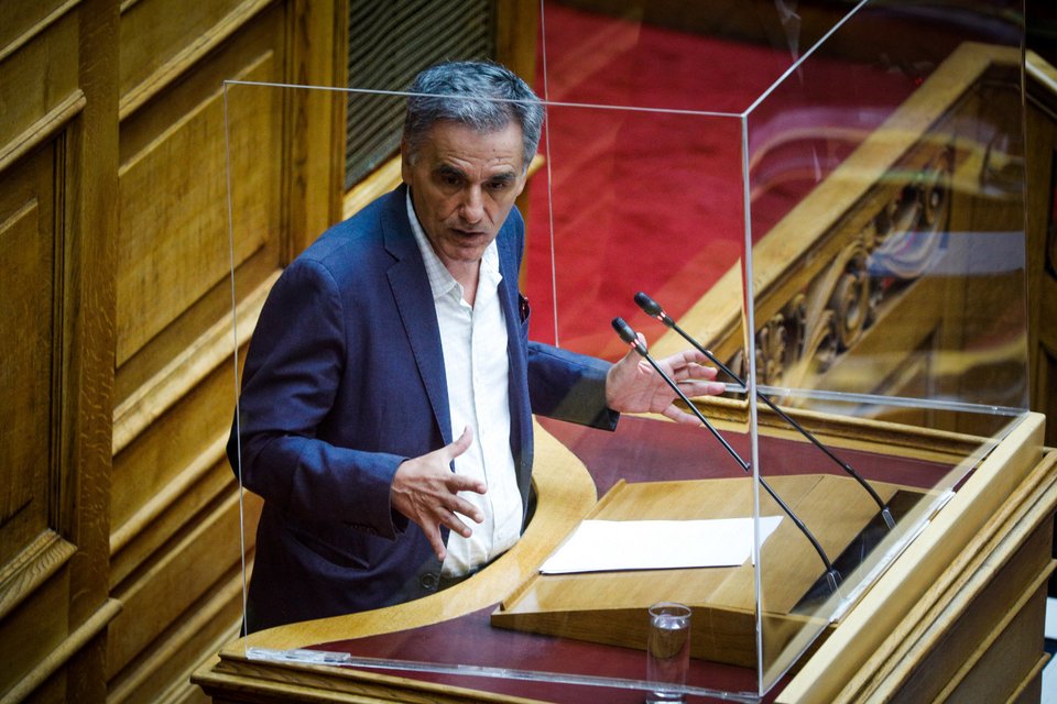 Ο Ευκλείδης Τσακαλώτος κατά τη διάρκεια της ομιλίας του στη Βουλή / Φωτογραφία: Ευρωκίνηση- ΓΙΩΡΓΟΣ ΚΟΝΤΑΡΙΝΗΣ