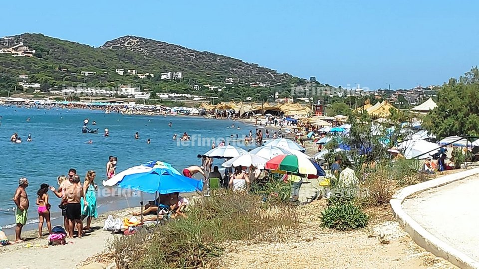 παραλία Ανάβυσσου