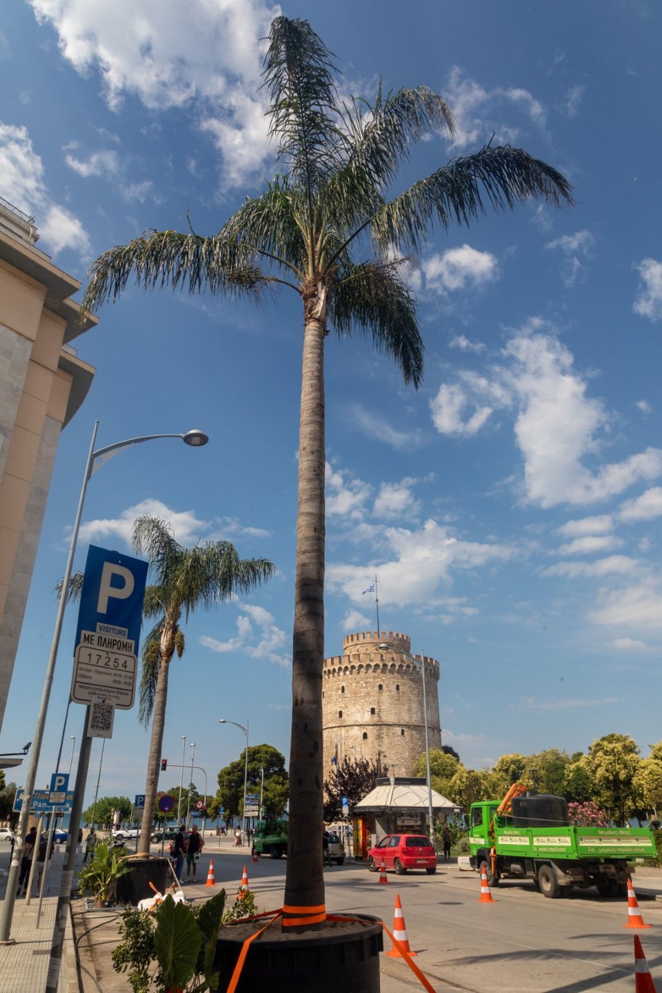 Σε… Μαϊάμι μετατρέπεται το κέντρο της Θεσσαλονίκης για τα γυρίσματα της ταινίας "The Enforcer" με τον Αντόνιο Μπαντέρας -Φωτογραφία: ΜΟΤΙΟΝΤΕΑΜ/ ΒΕΡΒΕΡΙΔΗΣ ΒΑΣΙΛΗΣ
