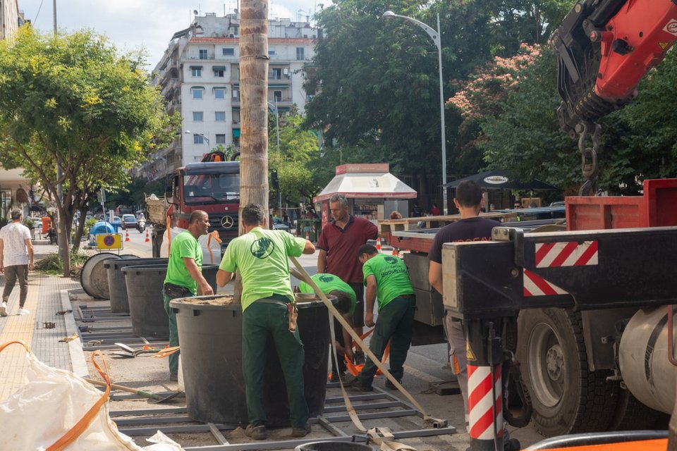 Σε… Μαϊάμι μετατρέπεται το κέντρο της Θεσσαλονίκης για τα γυρίσματα της ταινίας "The Enforcer" με τον Αντόνιο Μπαντέρας -Φωτογραφία: ΜΟΤΙΟΝΤΕΑΜ/ ΒΕΡΒΕΡΙΔΗΣ ΒΑΣΙΛΗΣ