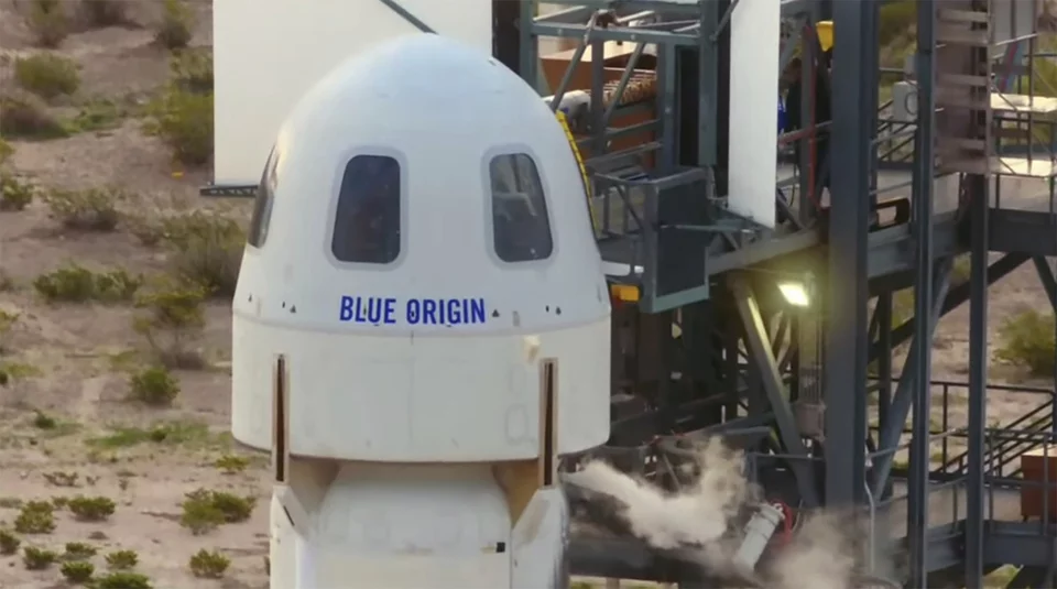 O Τζεφ Μπέζος ταξίδεψε στο Διάστημα και επέστρεψε -Το 11λεπτο ταξίδι