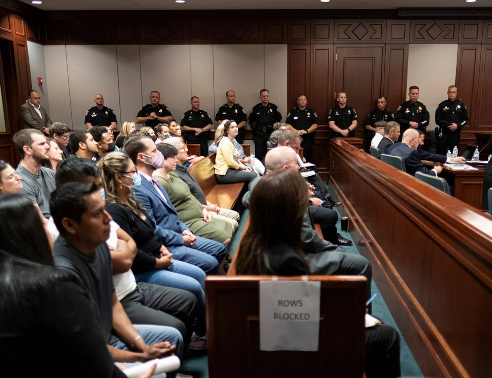 Η δίκη του νεαρού άνδρα για το μακελειό στην Ατλάντα / Φωτογραφία: AP Photos