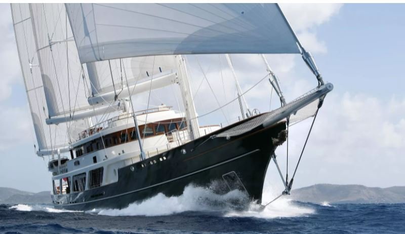 To EOS βγήκε στις θάλασσες το 2006 / Lurssen