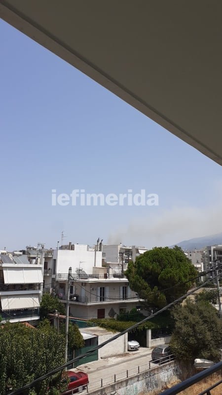 O καπνός από τη φωτιά στον Προφήτη Ηλία