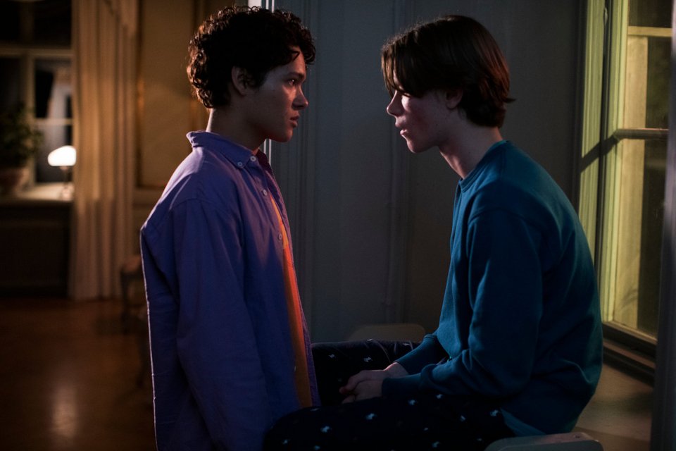Σκηνή από τη νέα σειρά του Netflix, «Νεαροί Γαλαζοαίματοι»