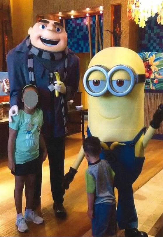 Η φωτογραφία με το κοριτσάκι μιγά