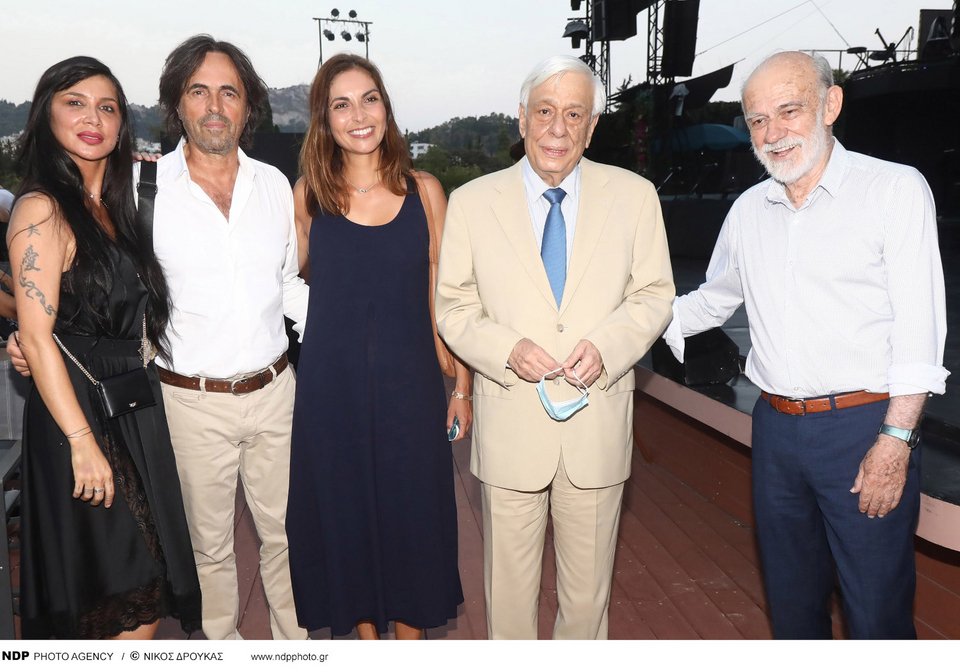 Παόλα, Βασίλης Λέκκας, Σοφία Μαρή, Προκόπης Παυλόπουλος, Γιώργος Λιάνης