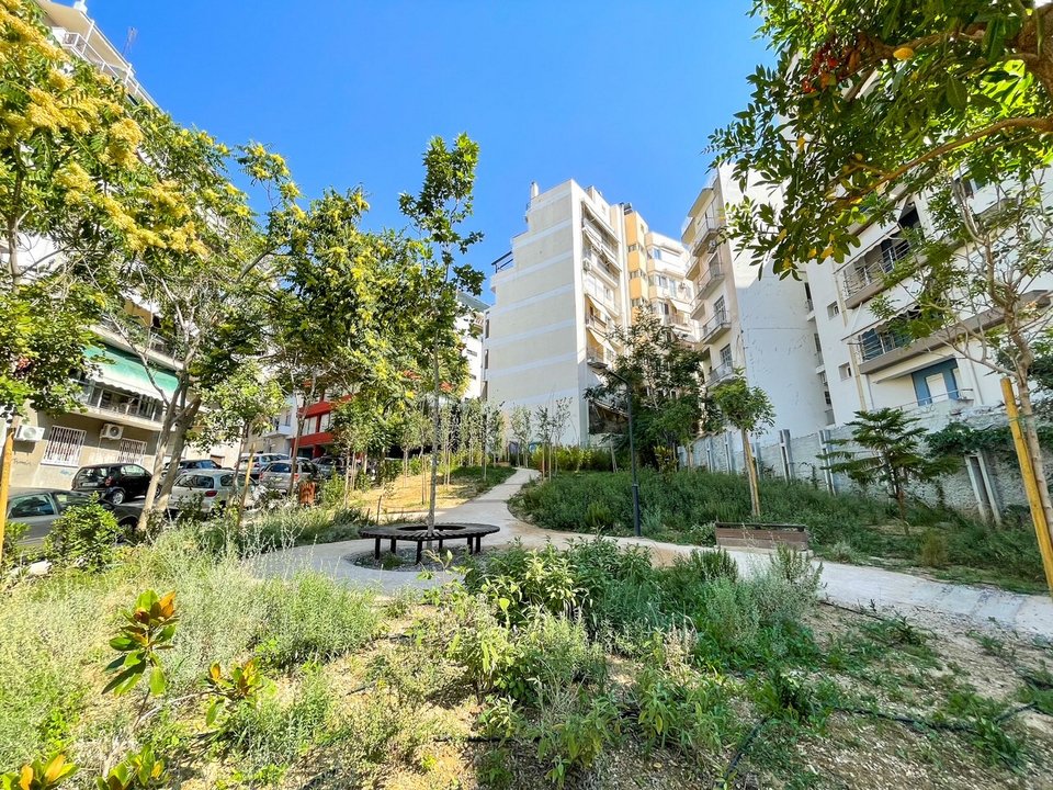 Το πάρκο τσέπης στο Παγκράτι αποτελεί μια όαση για τους κατοίκους της περιοχής