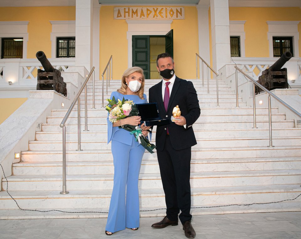 Μαριάννα Β. Βαρδινογιάννη, Γιώργος Παναγόπουλος
