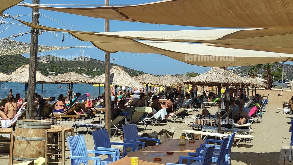 παραλία Ανάβυσσου